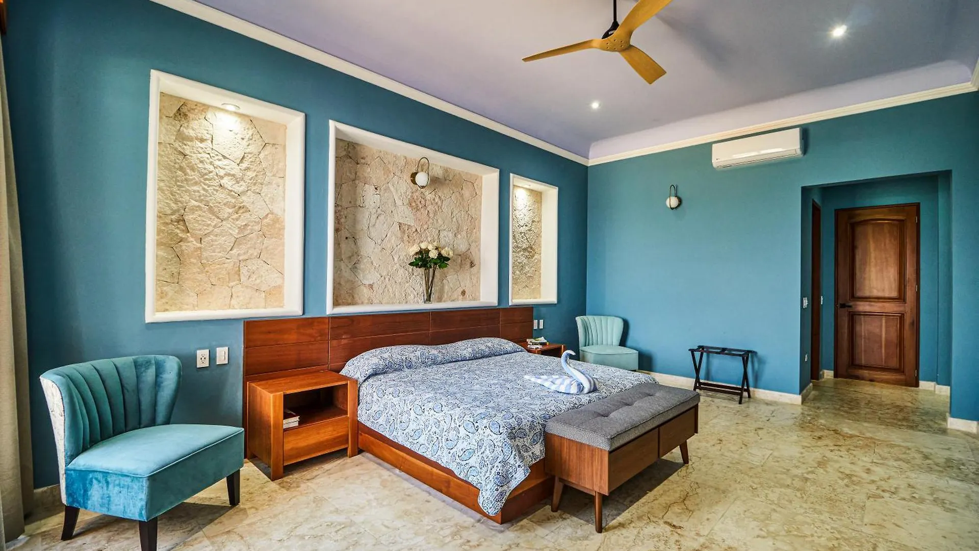 Hacienda Tankah Stunning Private Villa With 7 Bedrooms 8 Beds Pool And Personal Cook Luxury Exclusivity And Comfort For Groups And Families Of Up To 14 Guests In A Paradise By The Sea Tulum